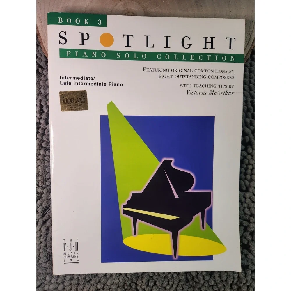 Spotlight Piano‎ Solo Collection Book 3 Intermediate 8 Outstanding Composers